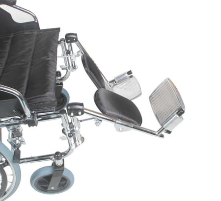 كرسي متحرك حديد مقاس 56 سم مع رافع للقدم 951AC