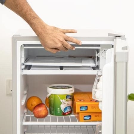 ثلاجة جيباس 3.1 باب واحد فضي