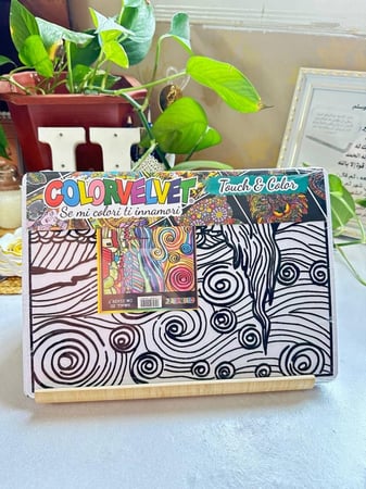 لوح التلوين المخمل