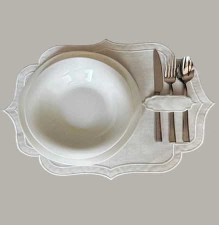 مفرش سفرة ل ٦ اشخاص