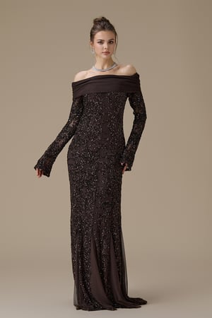 فستان طويل بني اوف شولدر