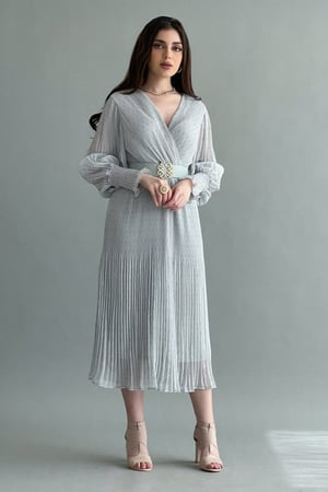 فستان ميدي بلاسيه نمط منقط لون رصاصي