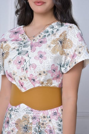 فستان بتصميم لف مشجر مزين بهدب لون بيج