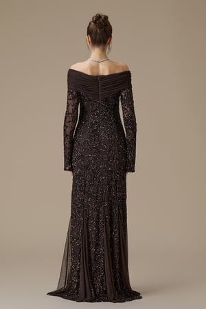 فستان طويل بني اوف شولدر