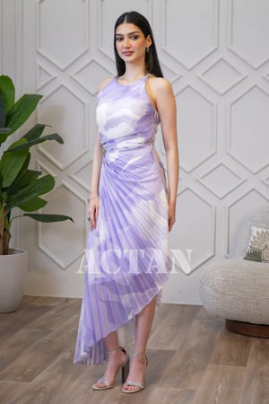 فستان بكسرات غير متساوي الطول لون بنفسجي