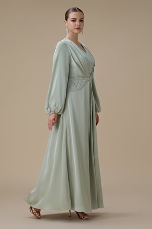 فستان طويل اخضر فاتح درابيه ناعم