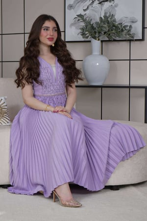 فستان ميدي كت بليسيه لون موف فاتح