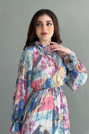 فستان كلوش مورد الياقه