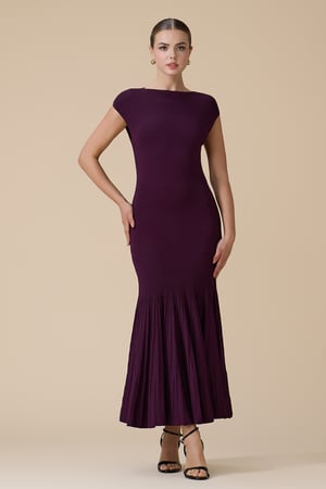 فستان موف طويل بأكمام قصيرة