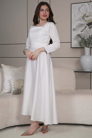 فستان ميدي مزين برباط من الخلف لون سكري