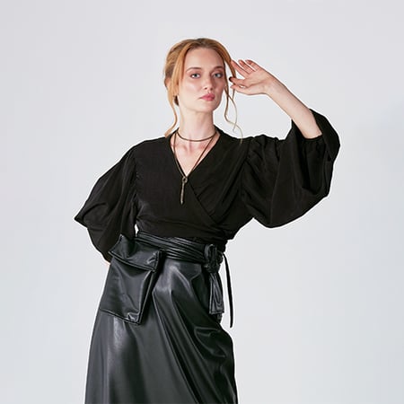 بلوزة كارينا