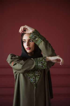 عبايات مناسبات فخمة