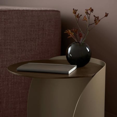 طاولات الخدمة