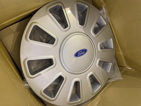 طيس فورد فكتوريا بوليسي 17