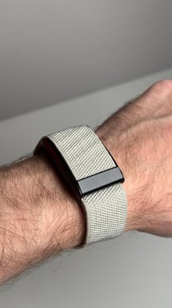 سوار تراكليت الذكي Tracklet smart band