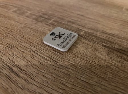 بروش اكرليك مربع مغناطيس 2،5 سم في 2،5 سم