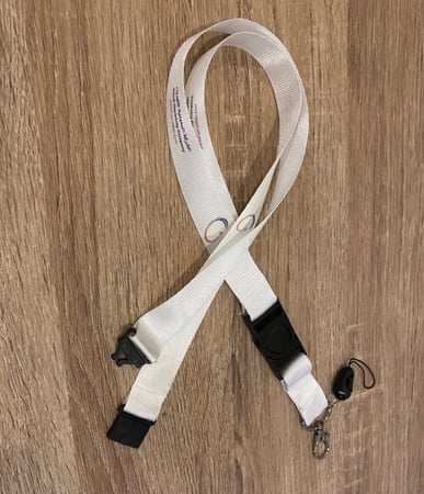 حبل بطاقة عمل لون أبيض