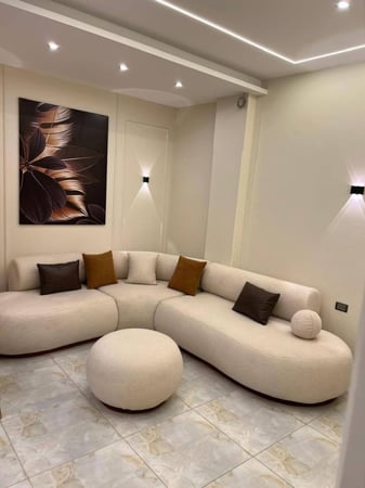 كنب مودرن 3×2.5 متر مفتوح الجهتين