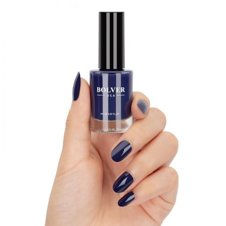 طلاء أظافر 698 من بلوفير