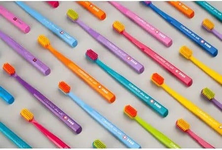 فرشاة اسنان كيورابروكس CS 5460 فائقة النعومة