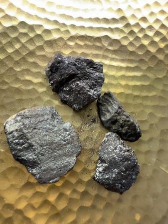 حجر الاثمد الأصفهاني الخام (الأوقية) , المنتج (49)