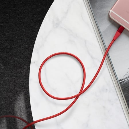 سلك شاحن ايفون انكر powerline 2 plus ضد القطع مغطى بالقماش يتحمل حتى 3