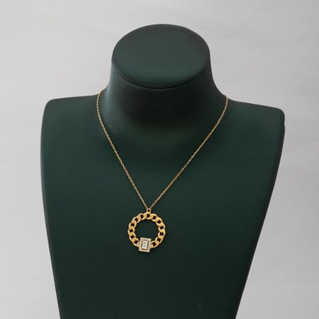 قلادة ذهب عيار 18(DR1)