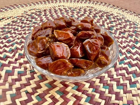 خلاص فاخر حبة كبيرة يدوي