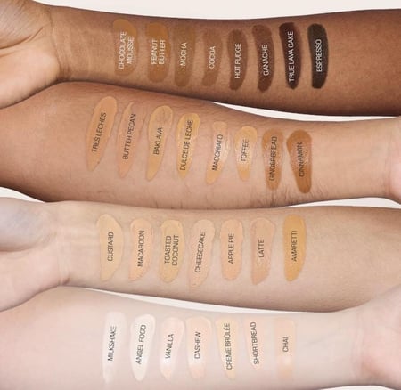 HUDA BEAUTY  Easy Blur Natural Airbrush Foundation with Niacinamide