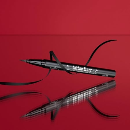 ايلاينر كات فون دي اسود kat von de tattoo eyeliner