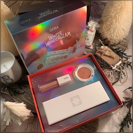 Ofra winter wonderglam holiday set