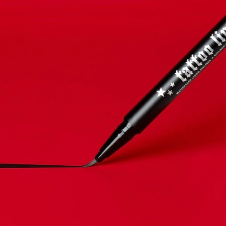 ايلاينر كات فون دي اسود kat von de tattoo eyeliner