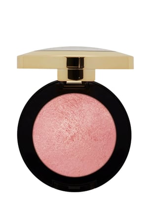 Milani baked blush بلشر مضيئ من ميلاني