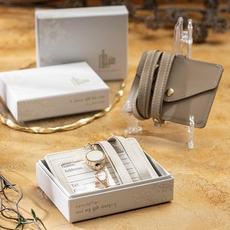 توزيعات 10 حبات من تعليقة بطاقة