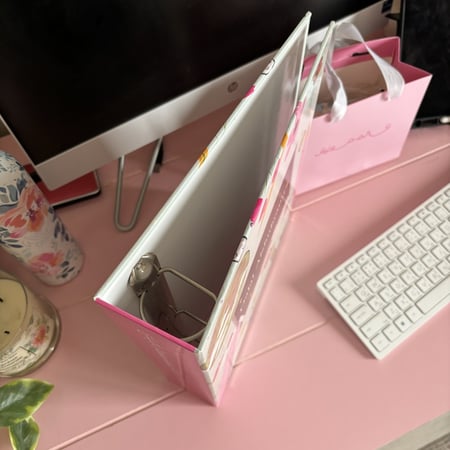 ملف مدرسي مورد