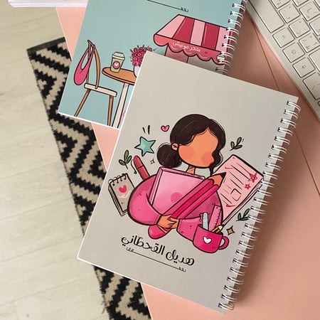 دفتر  الفتاة الوردية