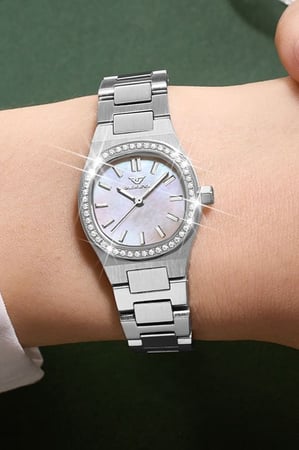 ساعة نسائية ماركة جنيفا  GV022 فضي