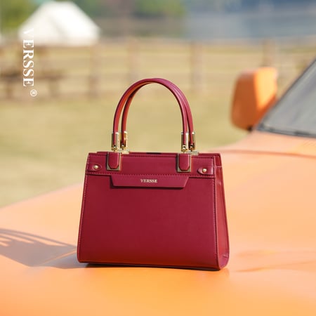 شنطة جلد نسائية اختيارك الأمثل MARON VE040