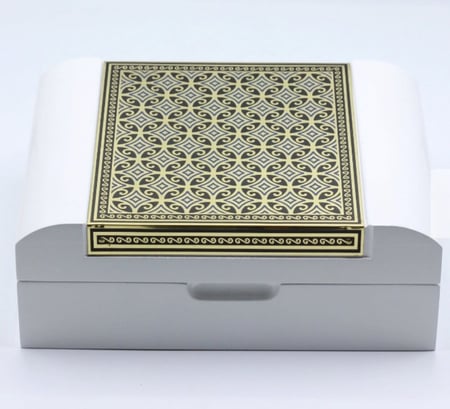 صندوق إهداء فاخر
