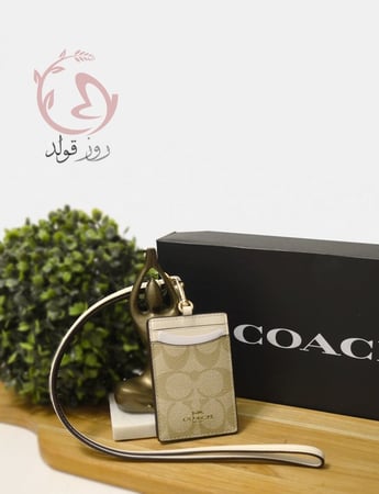 حامل بطاقات ايدي هولدر اصلي ماركة كوتش بيج مع ابيض سقنتشر