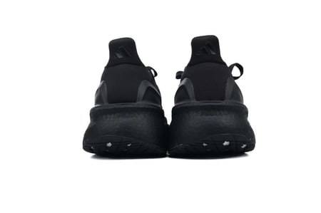 Adidas Ultraboost 5 'Triple Black'