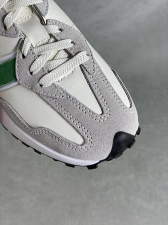New Balance 327 'Rain Cloud Varsity Green'