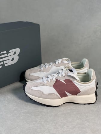 New Balance 327 Maroon