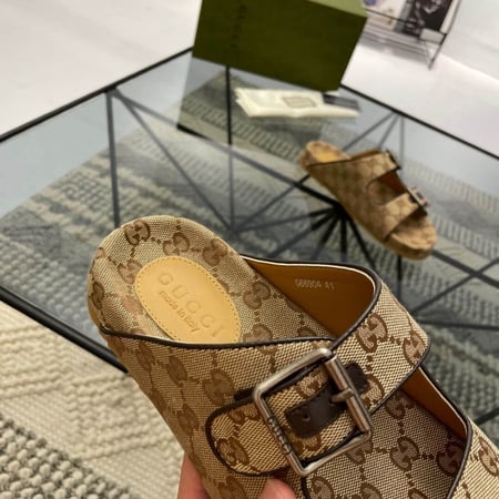 Gucci Sandal 11