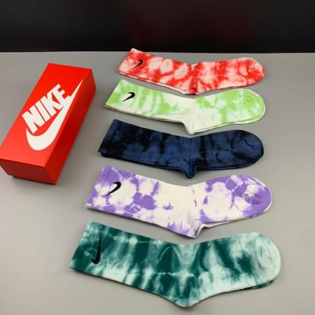 Nike socks | طقم جوارب نايك متوسطة من 5 قطع