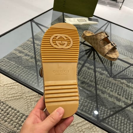 Gucci Sandal 11