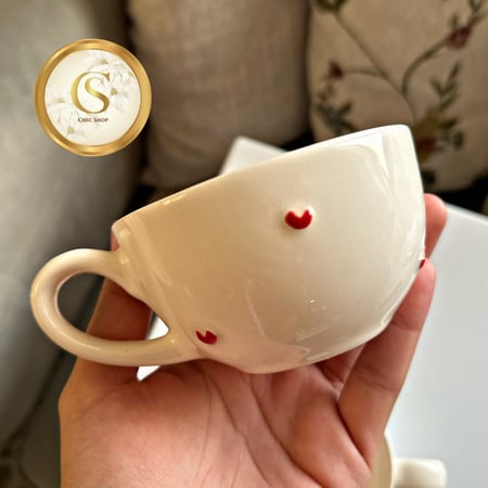 كوب القلوب الصغيرة