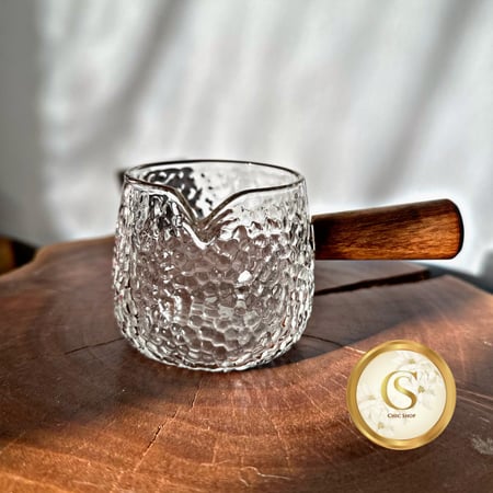 مصب قهوة بمقبض خشب (100مل)