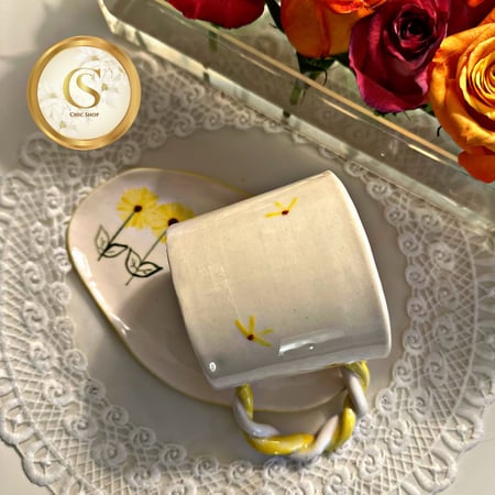 كوب وردة الزنبق