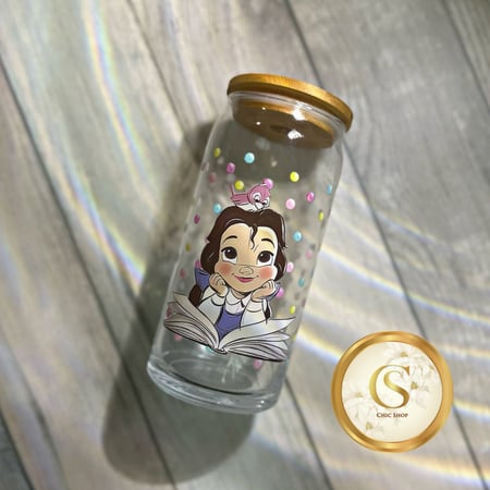 كأس زجاج بطباعة لشخصية أليس